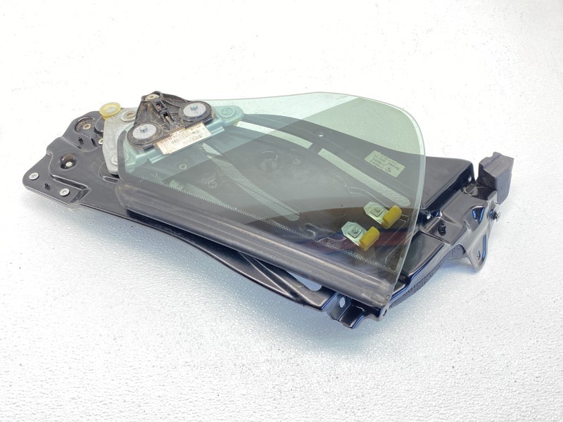2009-2016 BMW E89 Z4 Rear Right Side Quarter Window Glass W/ Regulator Motor OEM