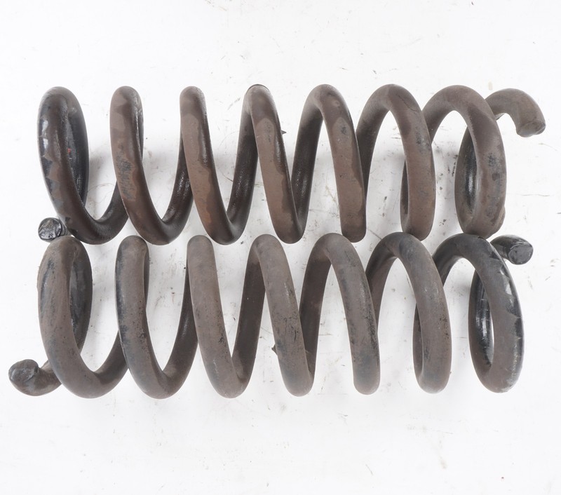 2014 - 2020 Maserati GHIBLI Rear Coil Spring Left & Right OEM