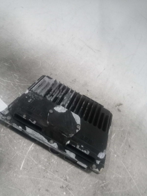 Used Engine Control Module (ECM) fits: 1999 Chevrolet Tahoe Electronic Control M