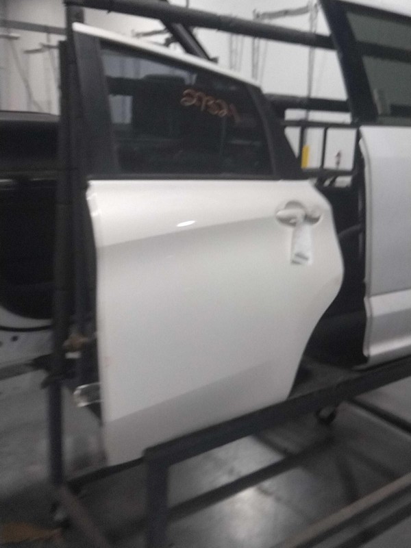2015 Nissan Versa Left Rear Door White OEM Used 116K Miles NJ25-27321-695870