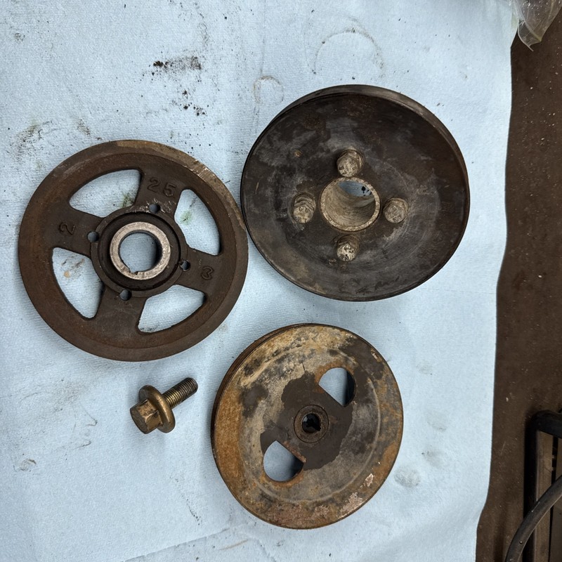 1996 Cushman TrucksterDaihatsu 327 Engine 898632B miscellaneous pulleys