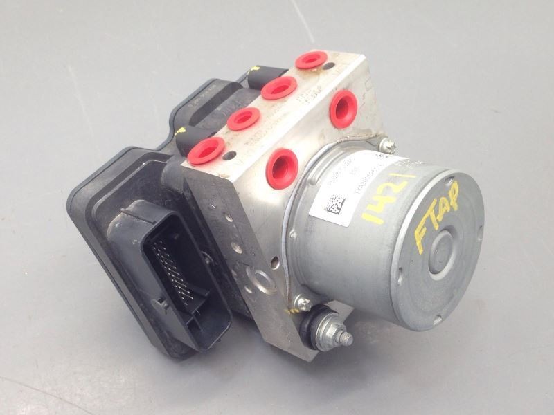 ABS Anti-Lock Brake Pump 68267002AC Fits 2016 Chrysler 200 75607