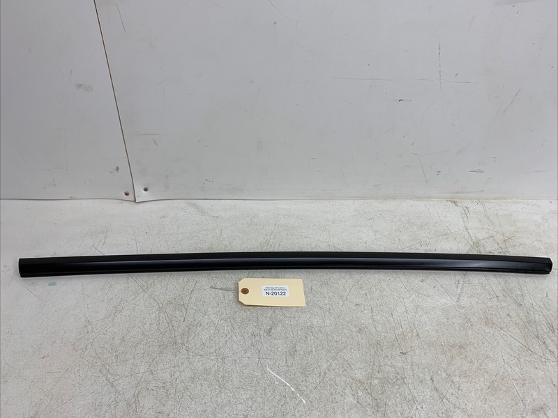 ⚡️24-25 Tesla Model 3 Front Right Side Door Belt Chrome 1080748-40-L 20122 U8