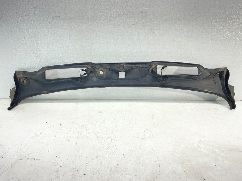 07-13 BMW E92 E93 3 Series Windshield Wiper Cowl Trim Panel Cover Molding OEM✅