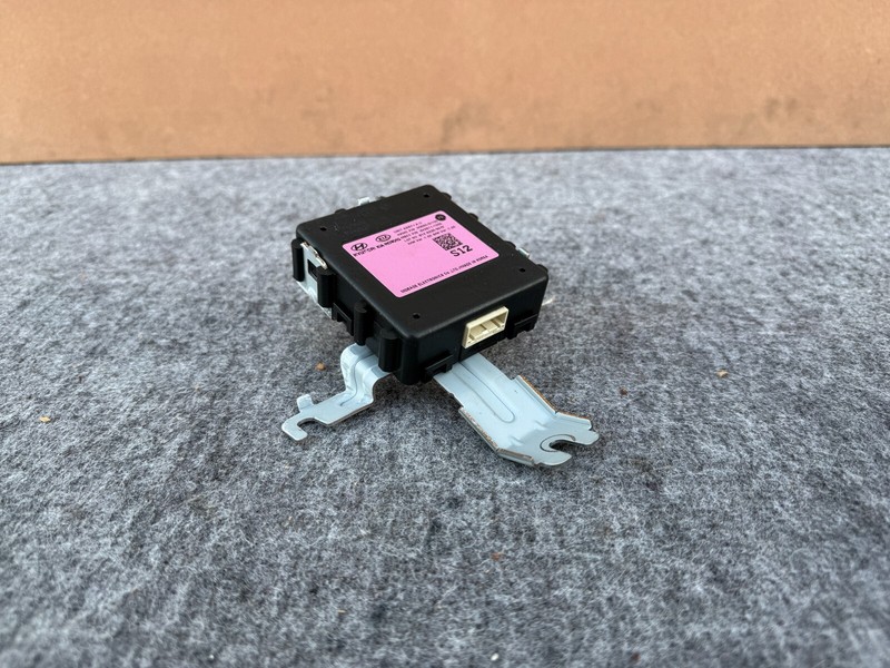HYUNDAI IONIQ 5 2022-2025 OEM KEYLESS ENTRY THEFT CONTROL MODULE UNIT ASSEMBLY