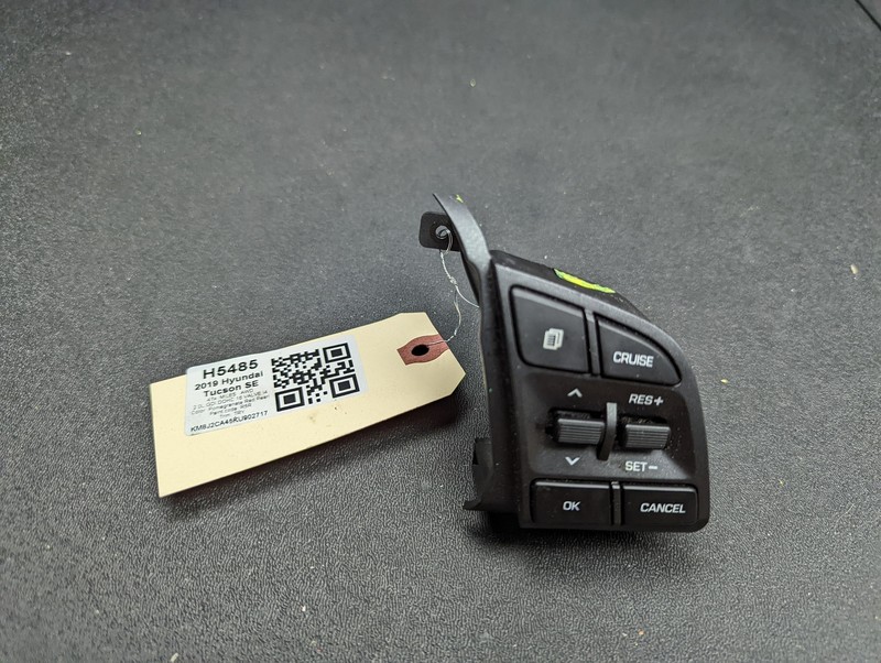 Steering Wheel Cruise Control Switch 2019 Hyundai Tucson 96720-D3200-UMB 2020