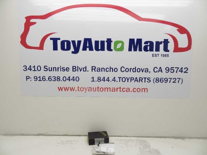 COROLLA 06 07 08 09 10 11 RUNNING LIGHT RELAY 82810-02060