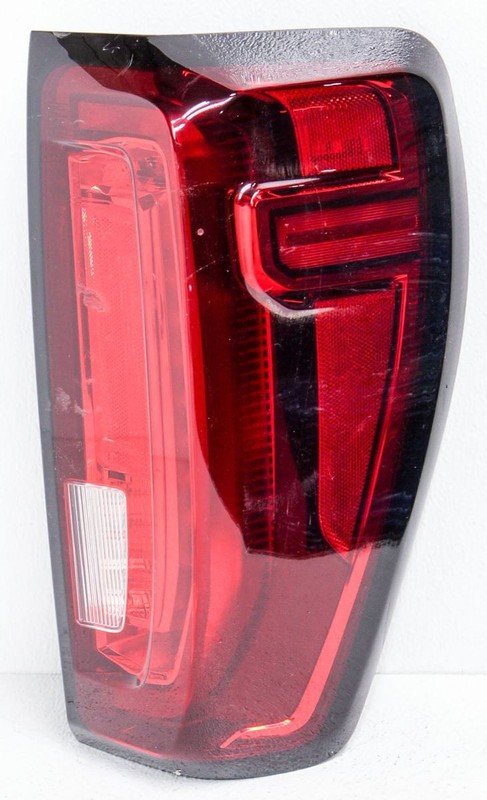 OEM GMC Sierra 1500 2500 3500 Right Passenger Side LED Tail Lamp - Chip