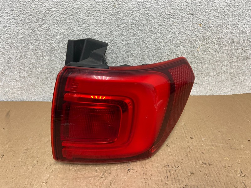 2017 to 2019 GMC Acadia Right Passenger RH Side LED Tail LightAD8246 DG