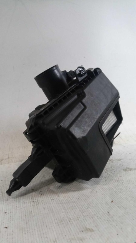 2019 Nissan Rogue Sport Air Cleaner Assembly OEM Black 165006MA1A 147K Miles