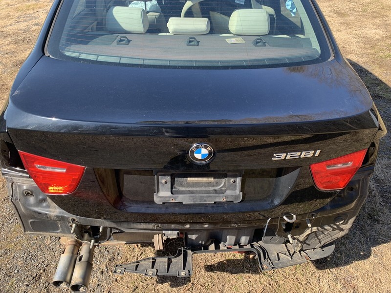 2010 BMW 328I E90 Rear Back Trunk Assembly Black with Lights 328 335