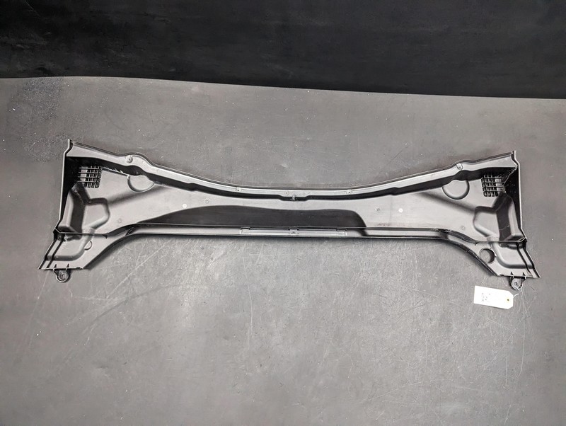 Cowl Vent Panel 2022 BMW X1 51717350593 2016 2017 2018 2019 2020 2021