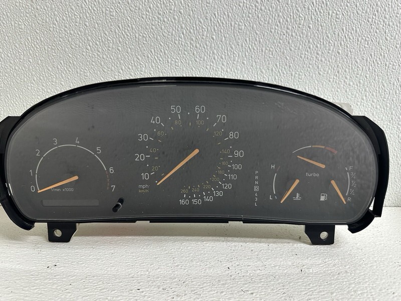 2002 Saab 9-5 2.3L A/T Cluster Speedometer tach gauges instrument panel oem