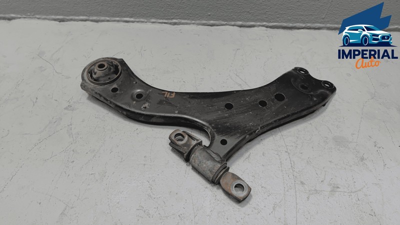 TOYOTA CAMRY 2018-2024 Avalon FRONT LEFT DRIVER SIDE LOWER CONTROL ARM OEM
