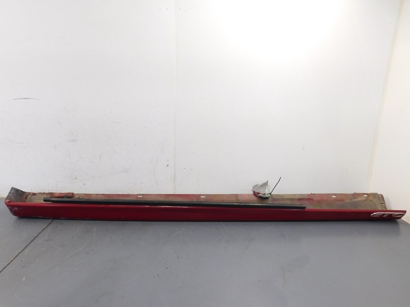 2004 04 Pontiac GTO Left Driver Side Skirt Rocker Panel #6743 A5