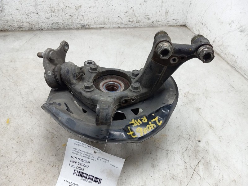 12-18 TOYOTA PRIUS V FRONT PASSENGER RIGHT SPINDLE KNUCKLE