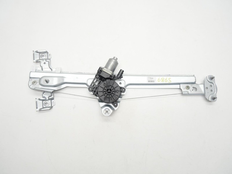 2020-2025 BUICK ENCORE GX FRONT RIGHT RH PASSENGER WINDOW REGULATOR W/ MOTOR OEM