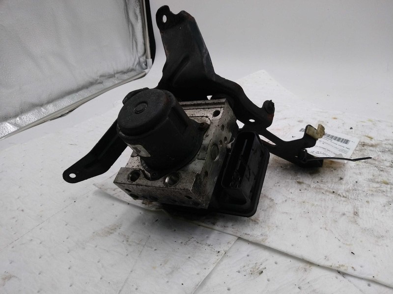 2009 Honda Accord ABS Modulator OEM 57110TA0305 White 170K Miles