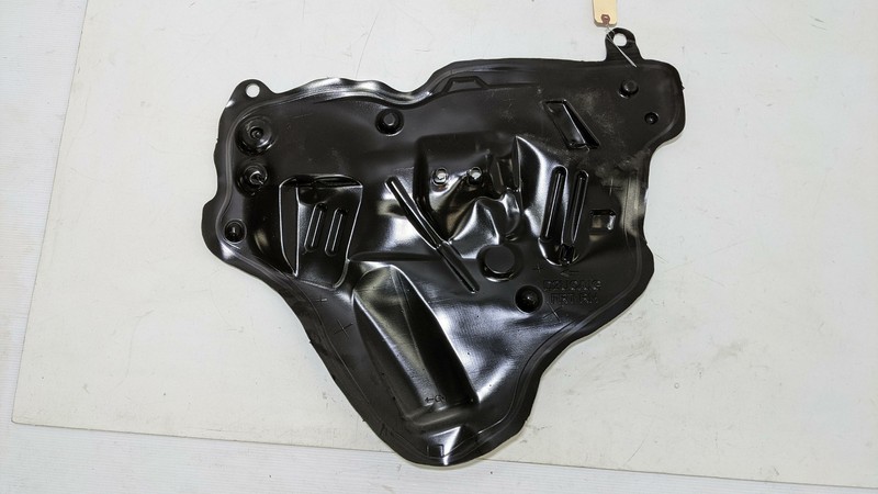 Front Right Water Deflector 84135632 2020 Chevrolet Equinox LS 2018-2021 2022