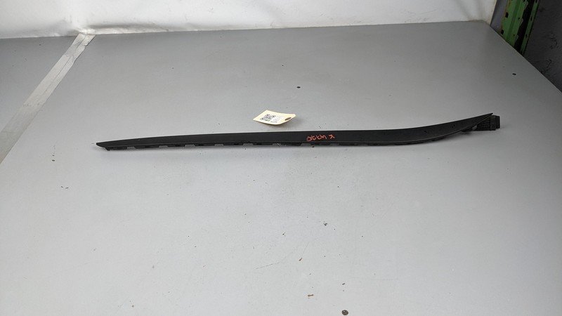 Windshield Right Side Molding 2019 Kia Optima 86132-D4000 2016 2017 2018 2020