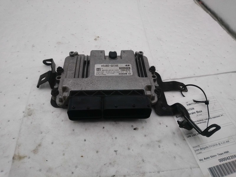 2017 Hyundai Veloster Engine Control Module ECM OEM 391252BFK0 41K Miles