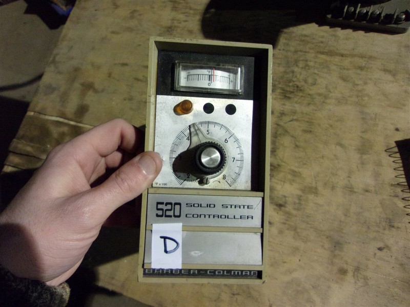 Barber Coleman 5520 Series 522B-13644-010-0-10 Temperature Controller "D"