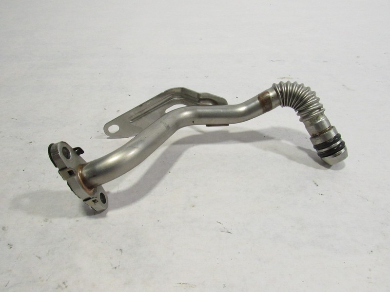 18-21 Mercedes C63 S W205 2020 Turbocharger Oil Return Hose Pipe Line Tube ;:O