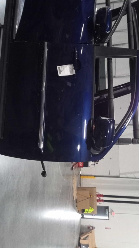 2015 Honda Pilot Right Front Door Blue OEM Used, Rust Damage, 155K Miles
