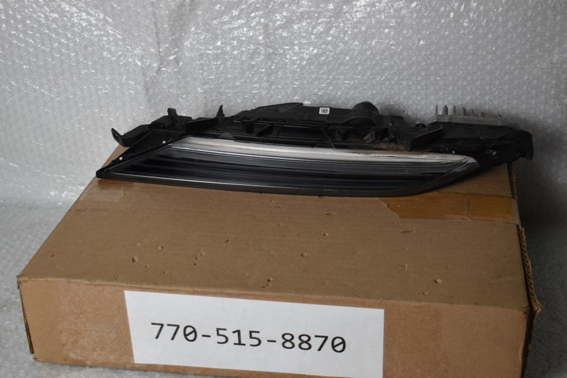 PORSCHE MACAN BASE DAYTIME RUN LAMP LEFT 2022-2024 OEM 95B 953 041 B