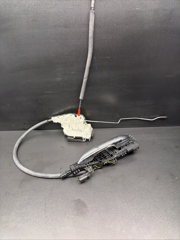 14-17 Maserati Quattroporte Rear Left Exterior Door Handle Actuator Latch OEM