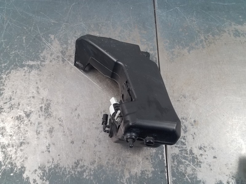 2016 Mercedes AMG C 63 S Windshield Washer Reservoir #3164 F7