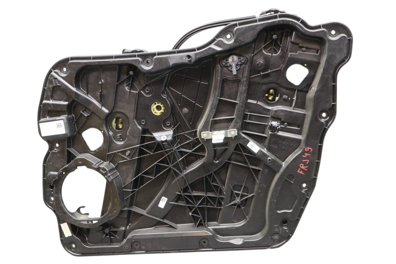 18-25 Alfa Romeo Stelvio Front Right Side Door Window Regulator Panel Oem