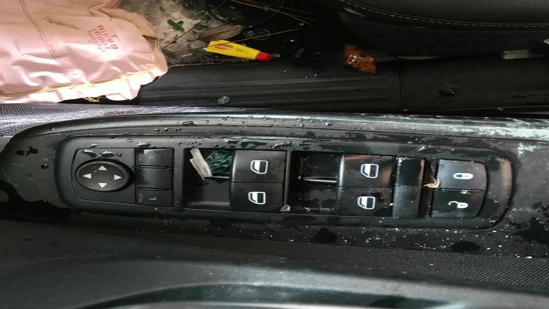 Driver Front Door Switch Driver's Master Fits 14 CHEROKEE 1664661