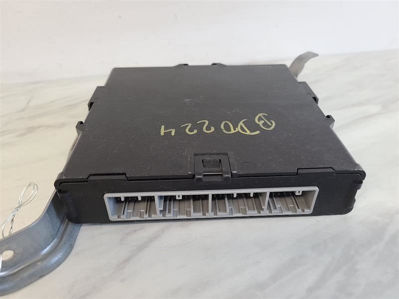 Engine ECM Electronic Control Module Left Hand Dash 2.5L Fits 15 AVALON 573410