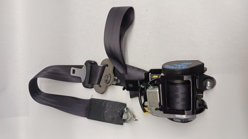 2015 HONDA PILOT Front Seat Belt passenger retractor OEM 12 13 14 15