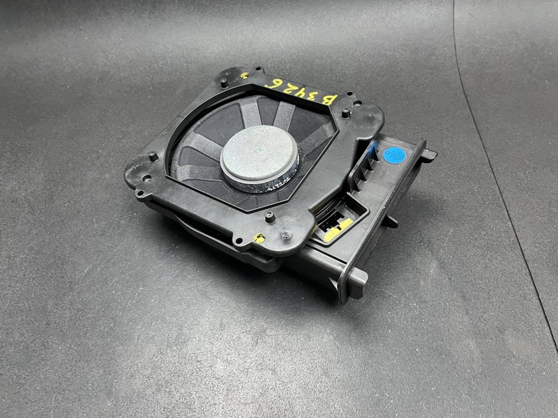 Front Left Subwoofer Speaker 2018 BMW X1 65139278065 2016 2017 2019 2020 - 2022