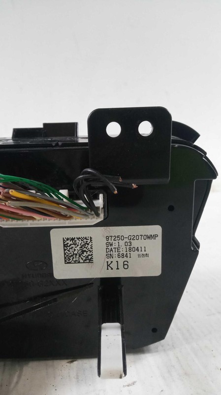 2018 Hyundai Ioniq A/C Selector Switch OEM Silver 97250G2070 73K Miles
