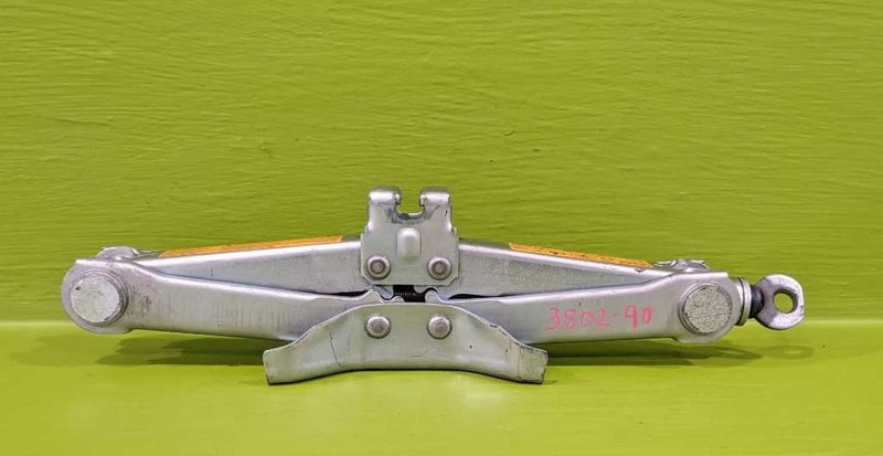 13 M37 SCISSOR JACK OEM 3802-90
