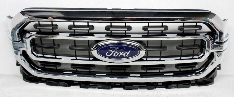 OEM Grille For 2021-2023 Ford F150 XLT ML3Z-8200-CB Marks and Scratches