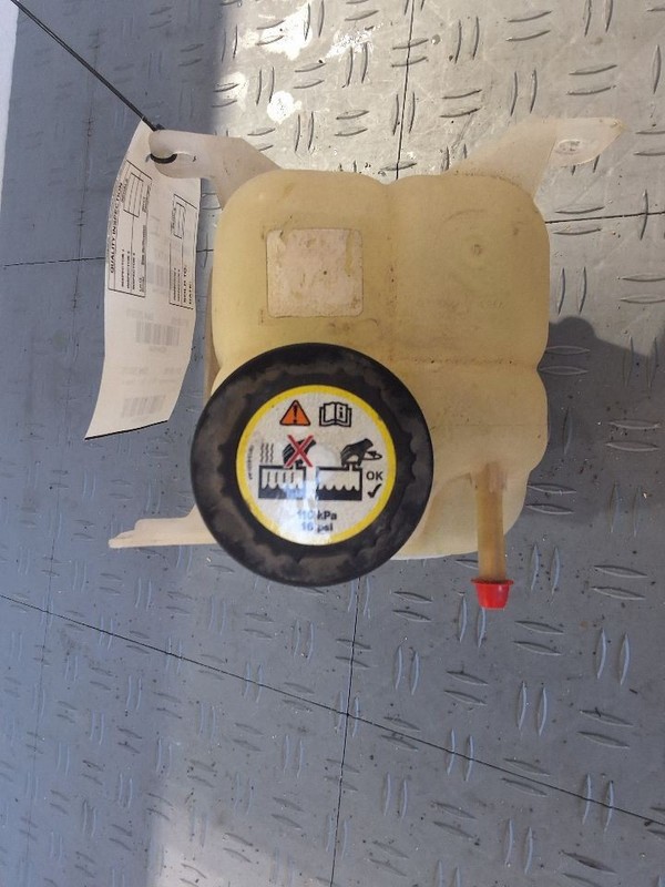 Coolant Reservoir Fits 07-15 MKX 3441644