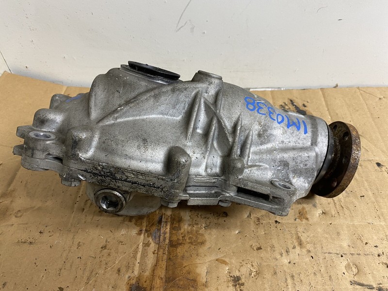 2013-2018 BMW 320i AWD Auto Front Differential Diff 3rd Member Carrier Pumpkin