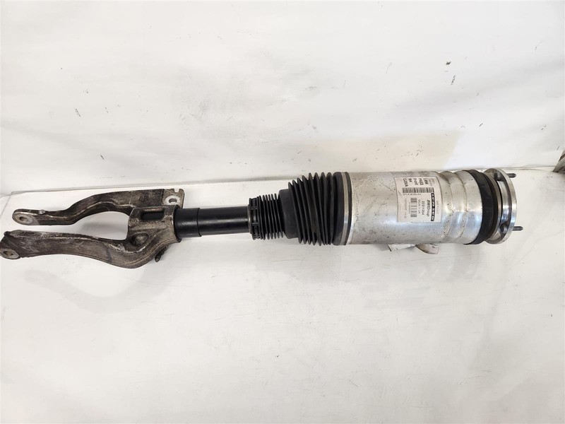 2017-2021 Land Rover Range Rover Front Passenger Strut Shock Spring Absorber