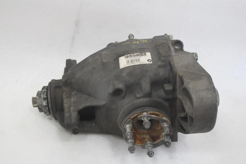 2008-2010 BMW 135i E88 REAR DIFFERENTIAL CARRIER AUTOMATIC 116K MILES 7572054-01
