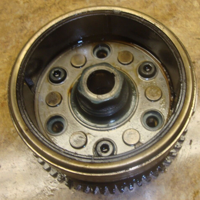 1992 Suzuki Quad Runner LT-4WD LTF 250 LT250 Engine Alternator Rotor Flywheel 92