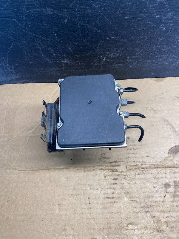 2008 Infiniti G37 ABS Anti-Lock Brake Pump OEM ad3540 DG