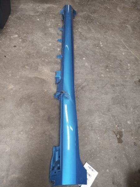 18 TOYOTA MIRAI HYBRID DRIVER LEFT ROCKER PANEL MOULDING