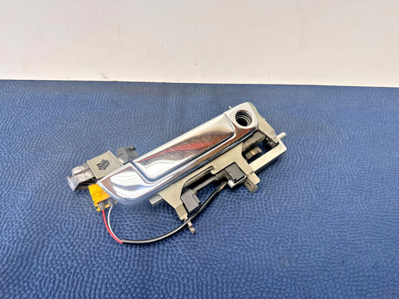 91–00 BMW E36 M3 Front Right Passenger Exterior Door Handle Carrier OEM 100K Mil