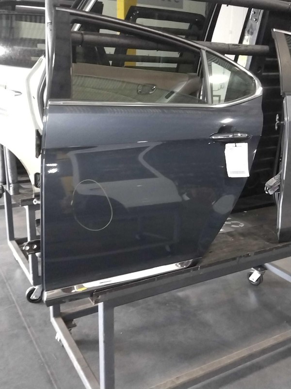 Kia Cadenza 2015 Left Rear Door Blue 175954 8199