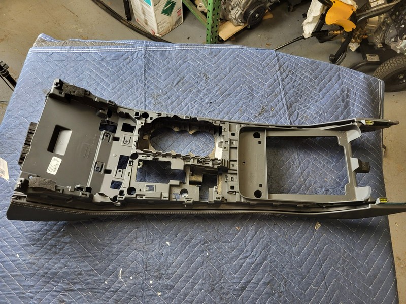 Used Oem Audi Center Console Shifter Trim Bezel Panel for 2020-2025 SQ8