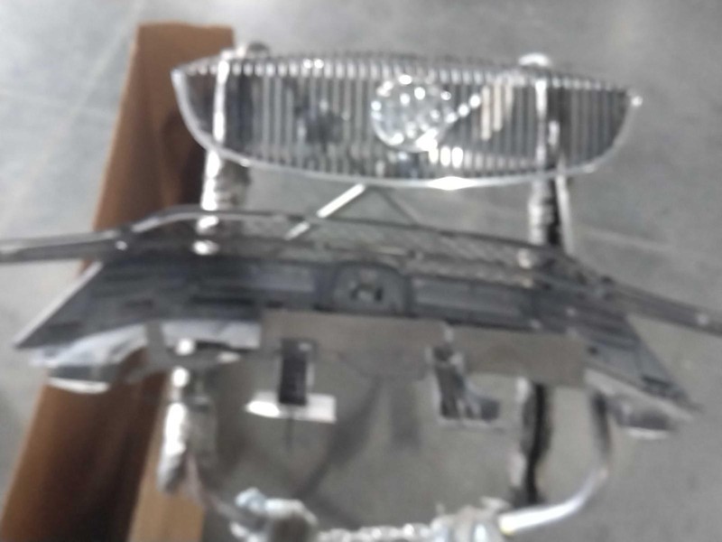 2015 Honda Civic OEM Silver Grille 1.8L 2DR CPE Used - Warranty Included